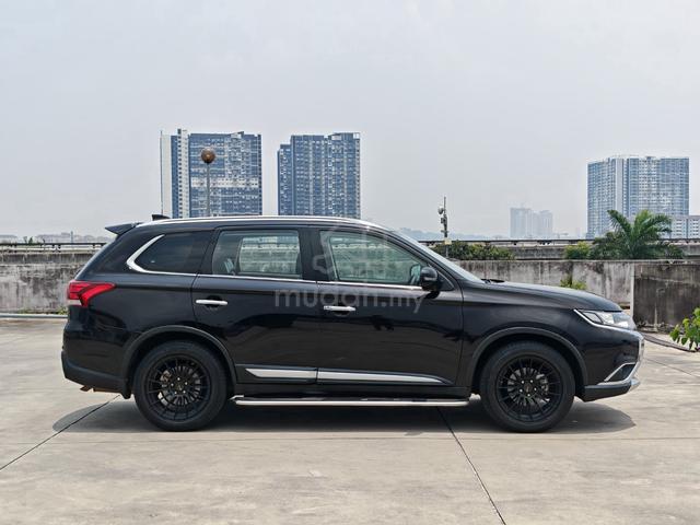 2018 Mitsubishi OUTLANDER 2.0 2.0 AWD (A) CAR KING - 3