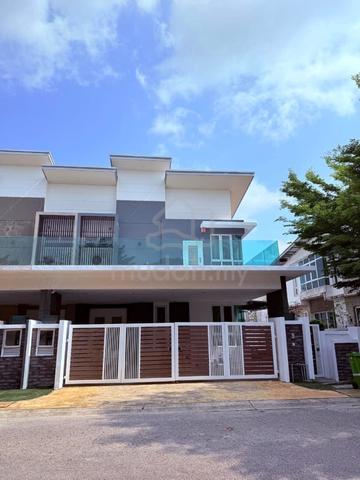 Semi D Mahkota Height 1