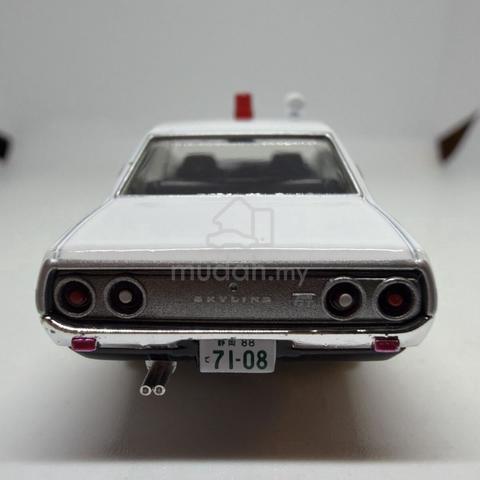 Tomica Skyline 2000GT Shizuoka Police - photo 4 of 5