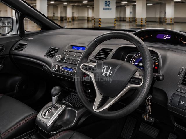 2009 Honda CIVIC 1.8L SL BLACK INTERIOR RED BELT - 3