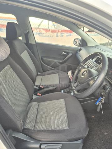 2017 Volkswagen VENTO 1.6 COMFORTLINE (A) - 4