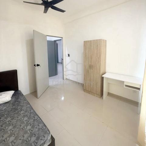 Parkland Residence @ Kajang 2 1