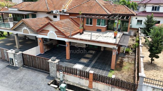 Semi-D Double Storey Bukit Istana Kuantan [RENOVATED & BELOW MARKET] 1