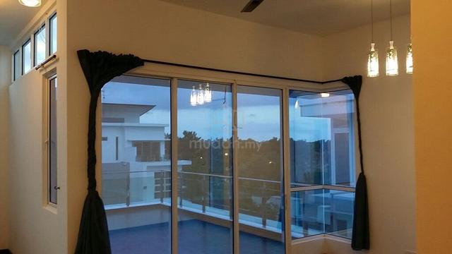 3 storey Bungalow 6bed6bath 5200sqft 1