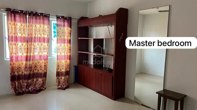 master bedroom for rent 1