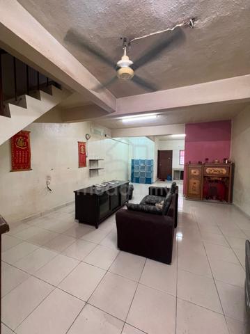 Good Condition Furnished Double Storey 15x55 Taman Sentosa Klang 1