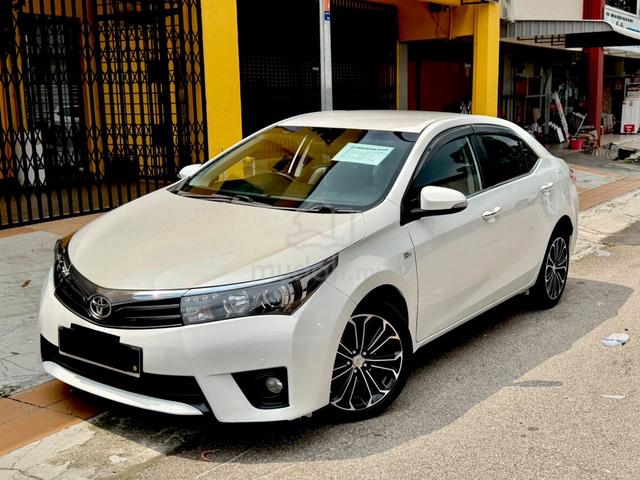 TOYOTA COROLLA ALTIS V 2.0AT - 3