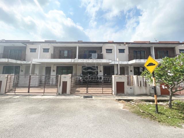 22x75 ‼️Double Storey Taman Saujana Klia, Kota Warisan Sepang 1