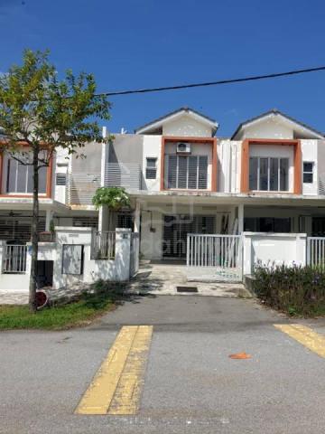 Bandar Seri Coalfield Sungai Buloh super nice house good condition 1