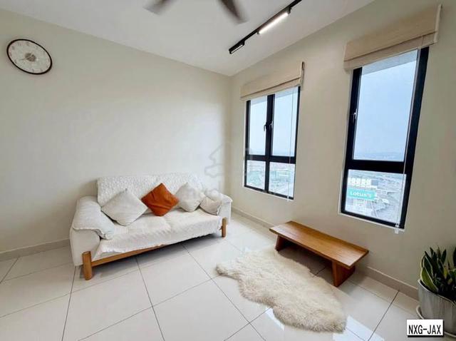 TRIO BY SETIA@FULLY FURNISHED!!Renovated Nice Unit For Rent 861sqft !! 1