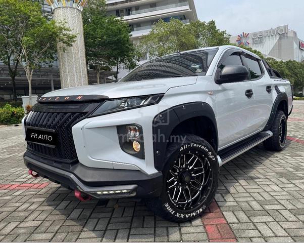 2019 Mitsubishi TRITON 2.4 VGT (A) Full Accesories - 2