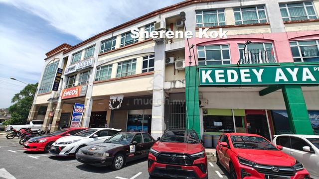 C0039 3 Storey Shop Intermediate Kuching Kota Sentosa 1