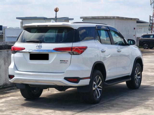 2018 Toyota Fortuner SRZ 2.7 (A) 1 Unlce Owner - 4