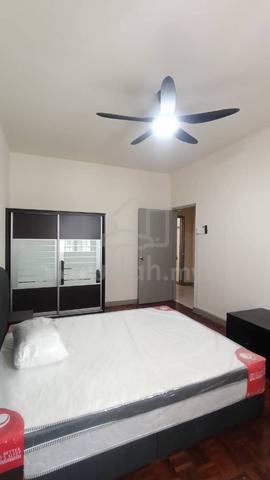 Room for Rent @ Bukit OUG Condo 1