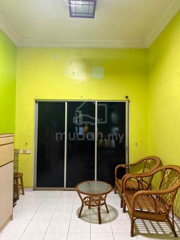 Summer Park Townhouse @ Seri Alam 1