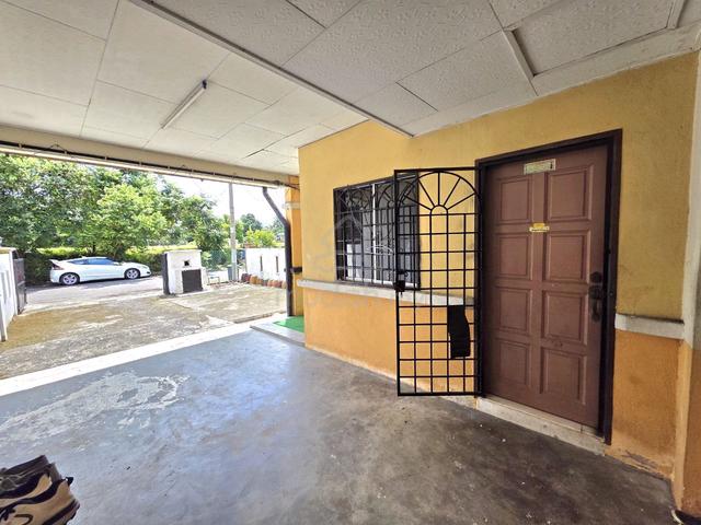 [FACING OPEN] 22X75 Teres Bangi Seksyen 7 >Dekat Surau 1
