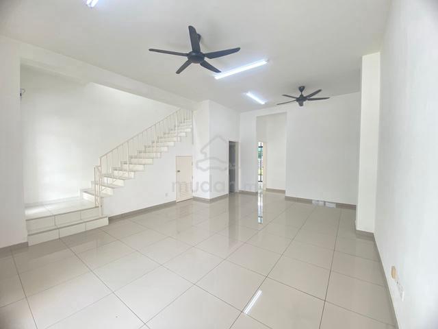 Eco Grandeur Graham Garden( Type C ) Bandar Puncak Alam For Rent 2