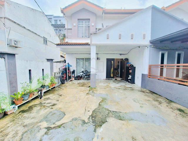 BELOW MV RENOVATED 20x65 2 STOREY TERRACE Ukay Bistari Ampang Jaya 1