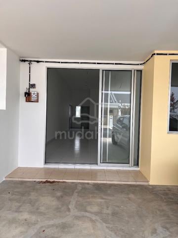 Bukit Banyan Single Storey Terrace For Rent 1