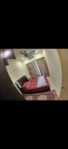 room near lrt 1