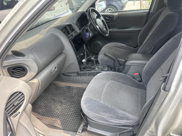 2004 Hyundai SANTA FE 2.4 GLS (A) - 5