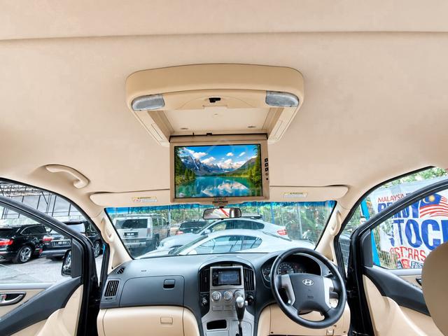 Hyundai GRAND STAREX 2.5 ROYALE PERFECT COND WRNTY - 5