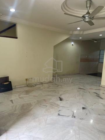 Freehold 2 Storey Terrace House Bandar Bukit Raja Klang 3