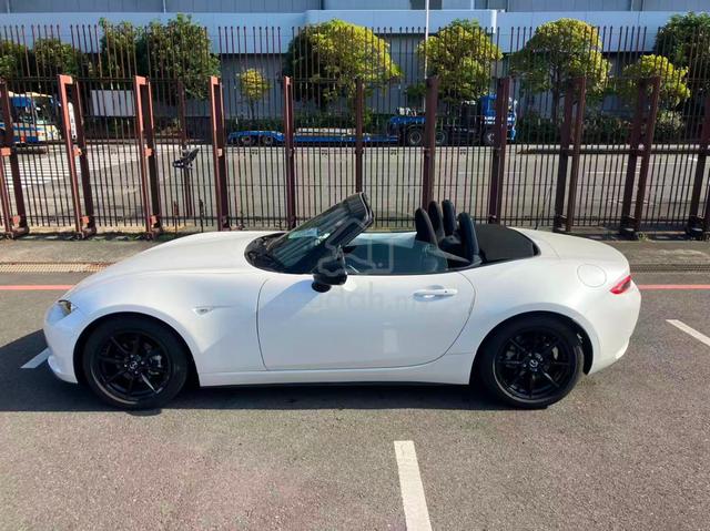 2022 Mazda Roadster S Special Package (M) - 5