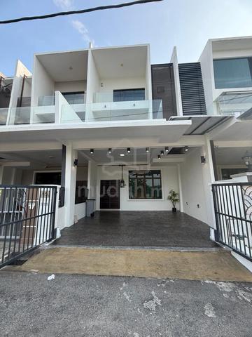 2.5 Storey Terrace Permatang Pasir Fully Furnished 1