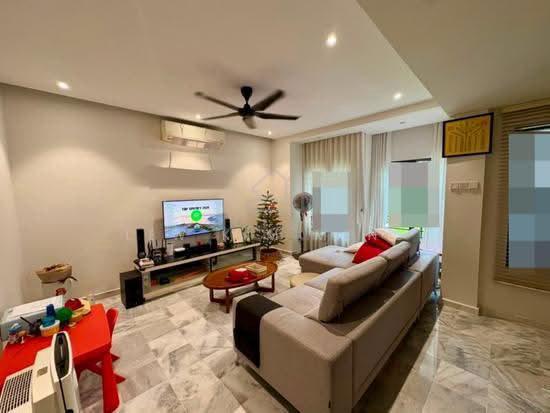 Fully Renovated / 2sty Bandar Sri Damansara 1