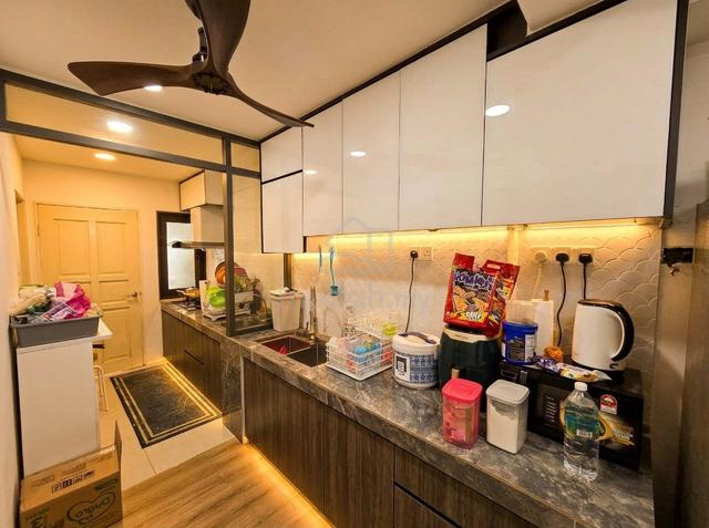 4bilik Rumah Renovate Dapur WOW📍 Taman Puchong Perdana kat LRT Sekola 1