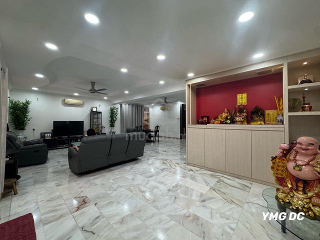 Bandar Bukit Tinggi 1, Klang-2.5 Storey Semi-D For Sale 1