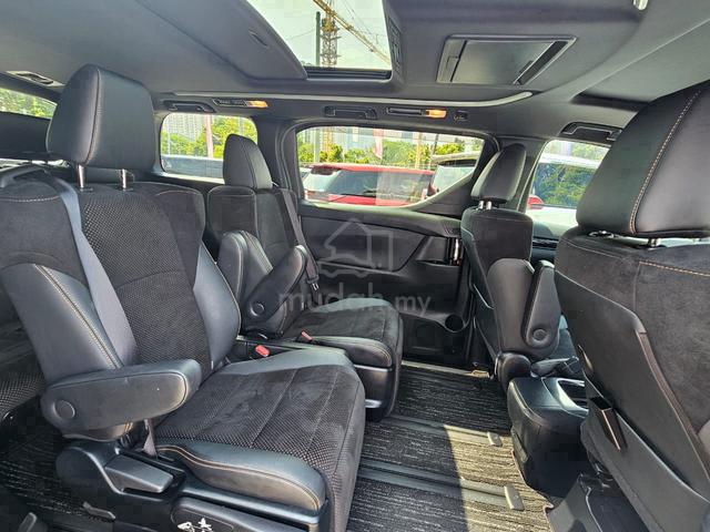 [ SUNROOF ] 2020 Toyota ALPHARD 2.5 S TYPE GOLD - 5