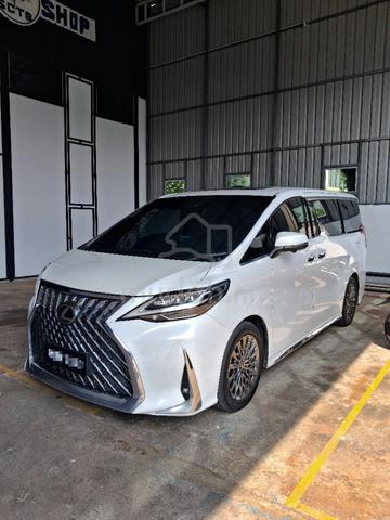 Alpard Lexus LM350 - 3