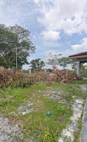 Double Storey Corner # Taman Pulai Indah Mutiara Kangkar Pulai 1