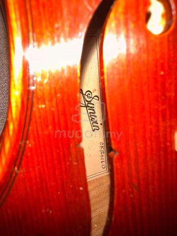 Carousel Image