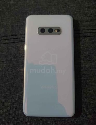 Samsung Galaxy s10e 128GB can swap iPhone  - photo 2 of 3