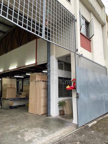 Factory For Sale JB (Taman Daya）｜Freehold ｜Direct Owner 1