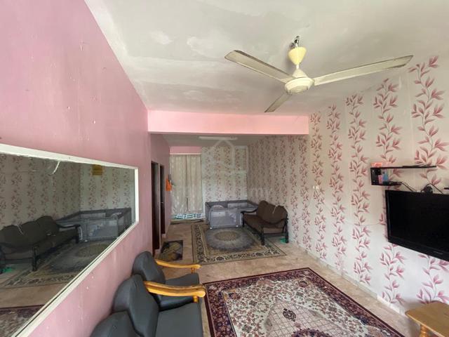 Teres Single Storey Taman Putri Kluang 2