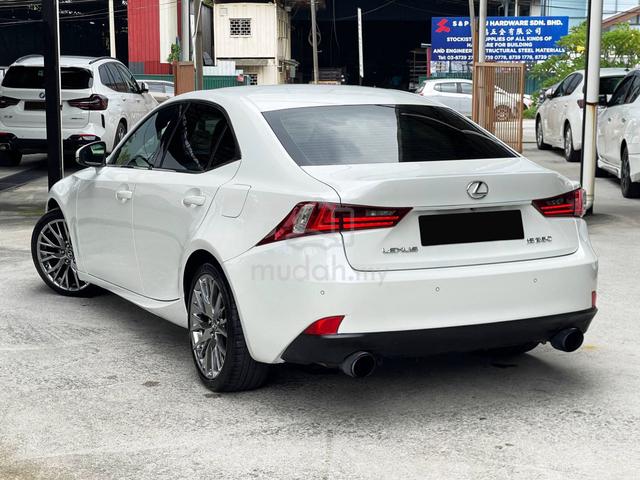 2015 Lexus IS250 2.5 V6 (A) - WARRANTY PACKAGE - 2