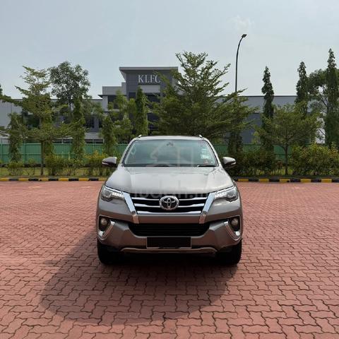 2017 Toyota FORTUNER 2.7 SRZ 4X4 2TR-FE (A) - 2