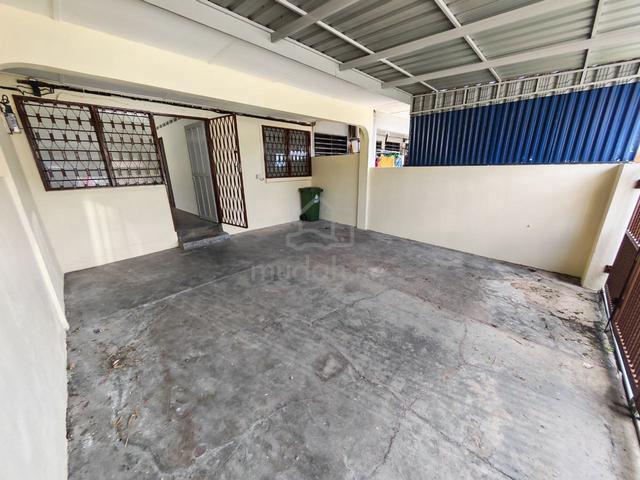 Good Condition ! Taman Mas, Falim / 1 Storey ,End lot / Fully extended 1