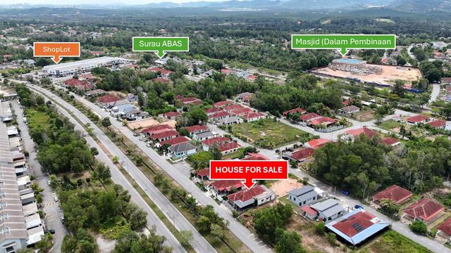 Banglo Setingkat Bandar Tasik Senangin - FACING GREEN AREA 1