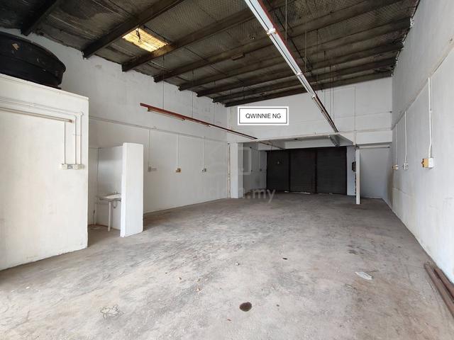 Binajaya Usahajaya 1.5storey light industry Permatang Tinggi Alma Rent 1