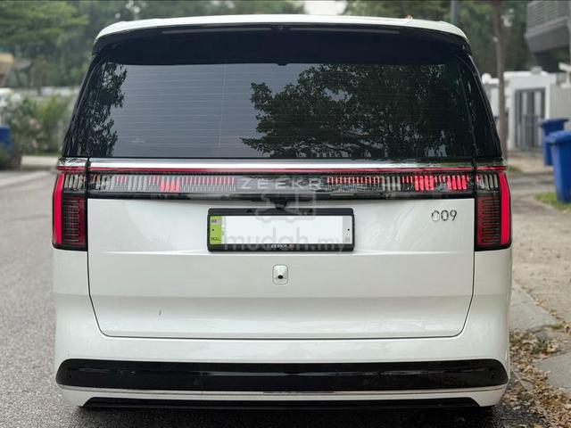 2025 Zeekr 009 0.0 ULTRA LUXURY (A) MIL 7K ONLY - 5
