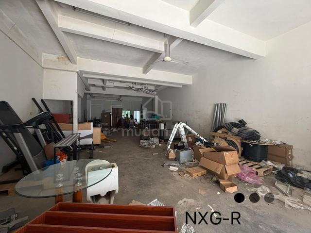 FACING MAINROAD !! 22x75 Jalan Raja Nong Ground Floor Shoplot Klang 1