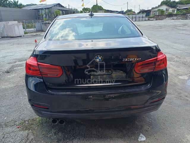 2016 Bmw 330e 2.0 CC Sport line - 2