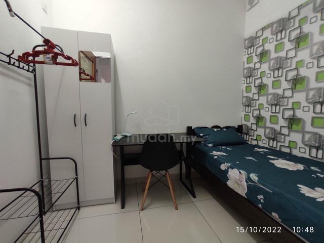 Furnished Female Room at Damai Residence MRT Bus in Front 1