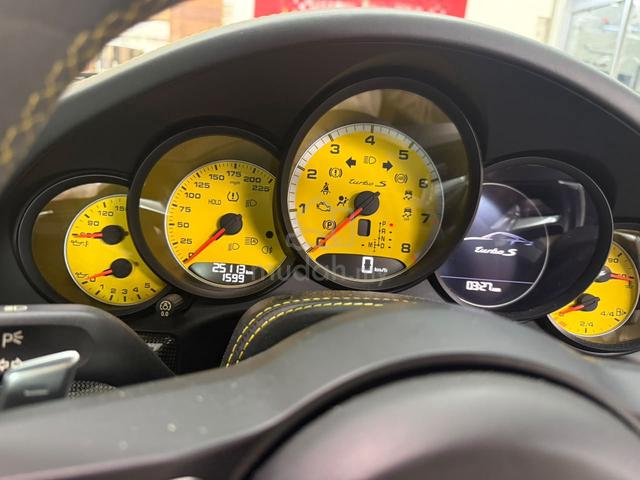 2018 Porsche 911 3.8 TURBO S (A) - 4