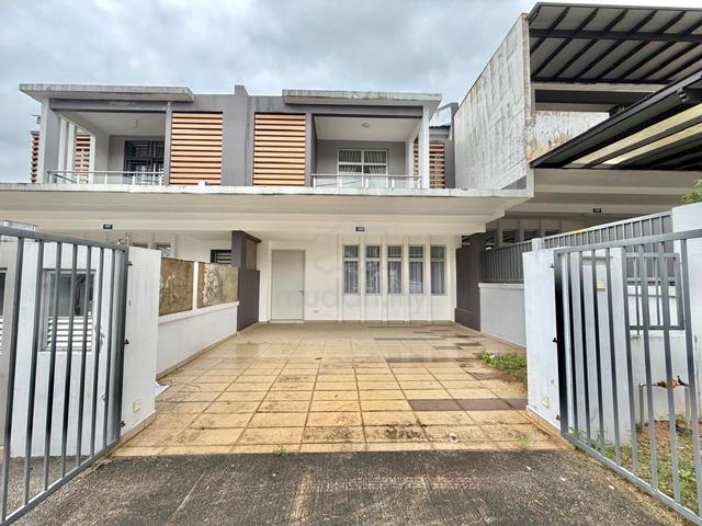 [Below Market] Jalan Camar Bandar Putra Kulai 1